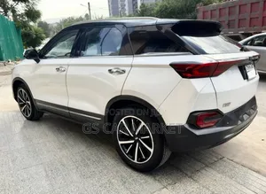 Bestune T77 1.2 FWD 2022 Ivory