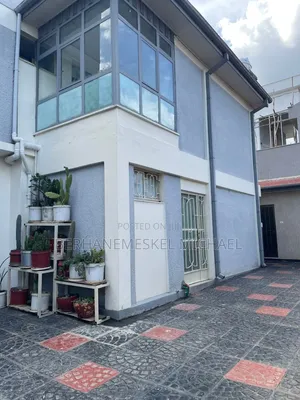 2bdrm House in Yeka for rent