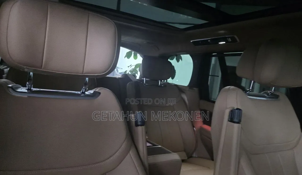 New Land Rover Range Rover 2026 Black