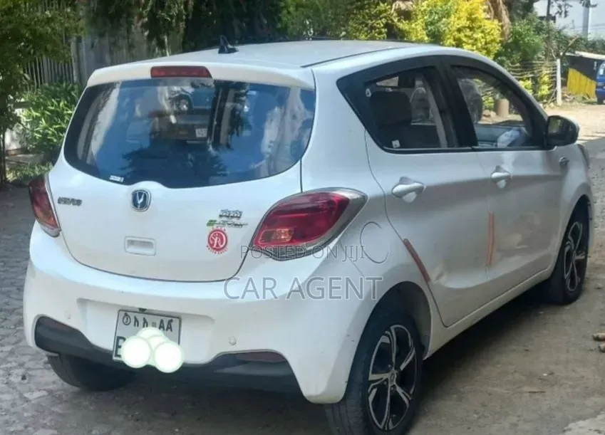 Changan BenBen E-Star 2023 White