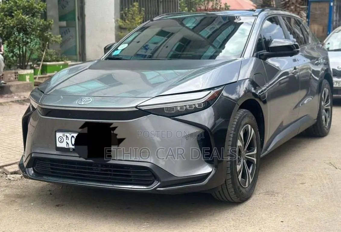 Toyota bZ4X 2023 Gray