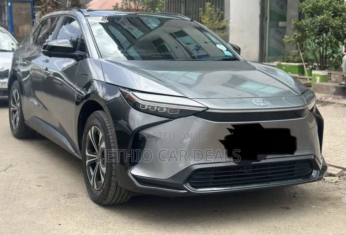 Toyota bZ4X 2023 Gray