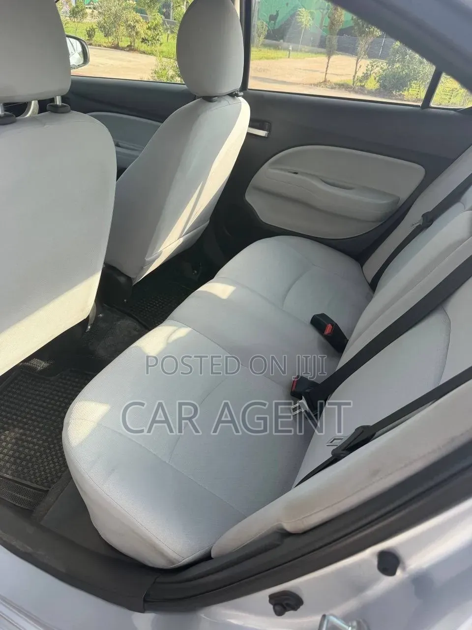 Mitsubishi Attrage 2021 Gray