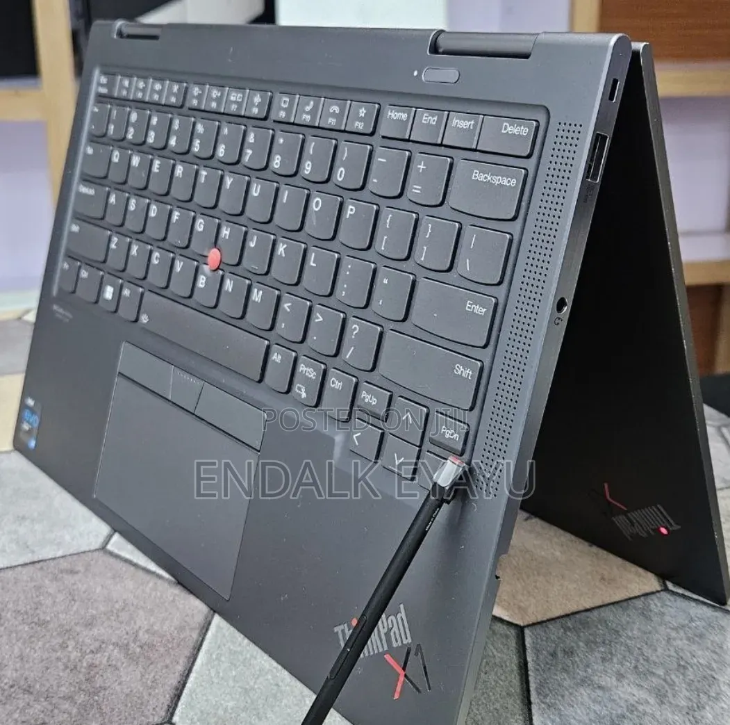 New Laptop Lenovo ThinkPad X1 Yoga 16GB Intel Core i7 SSD 512GB