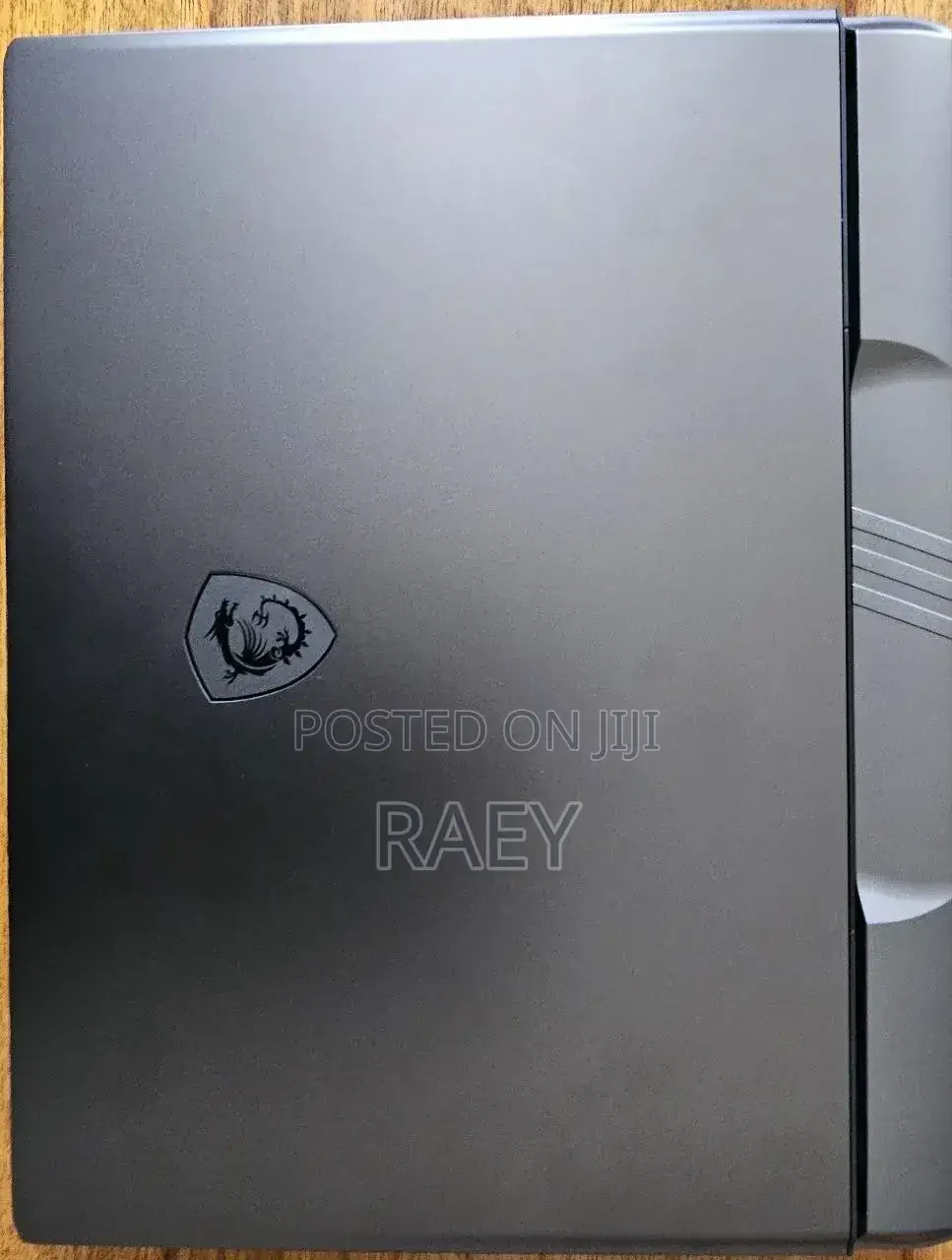 New Laptop MSI Vector 17 HX AI A2XWJG 64GB Intel Core i9 SSD 1T