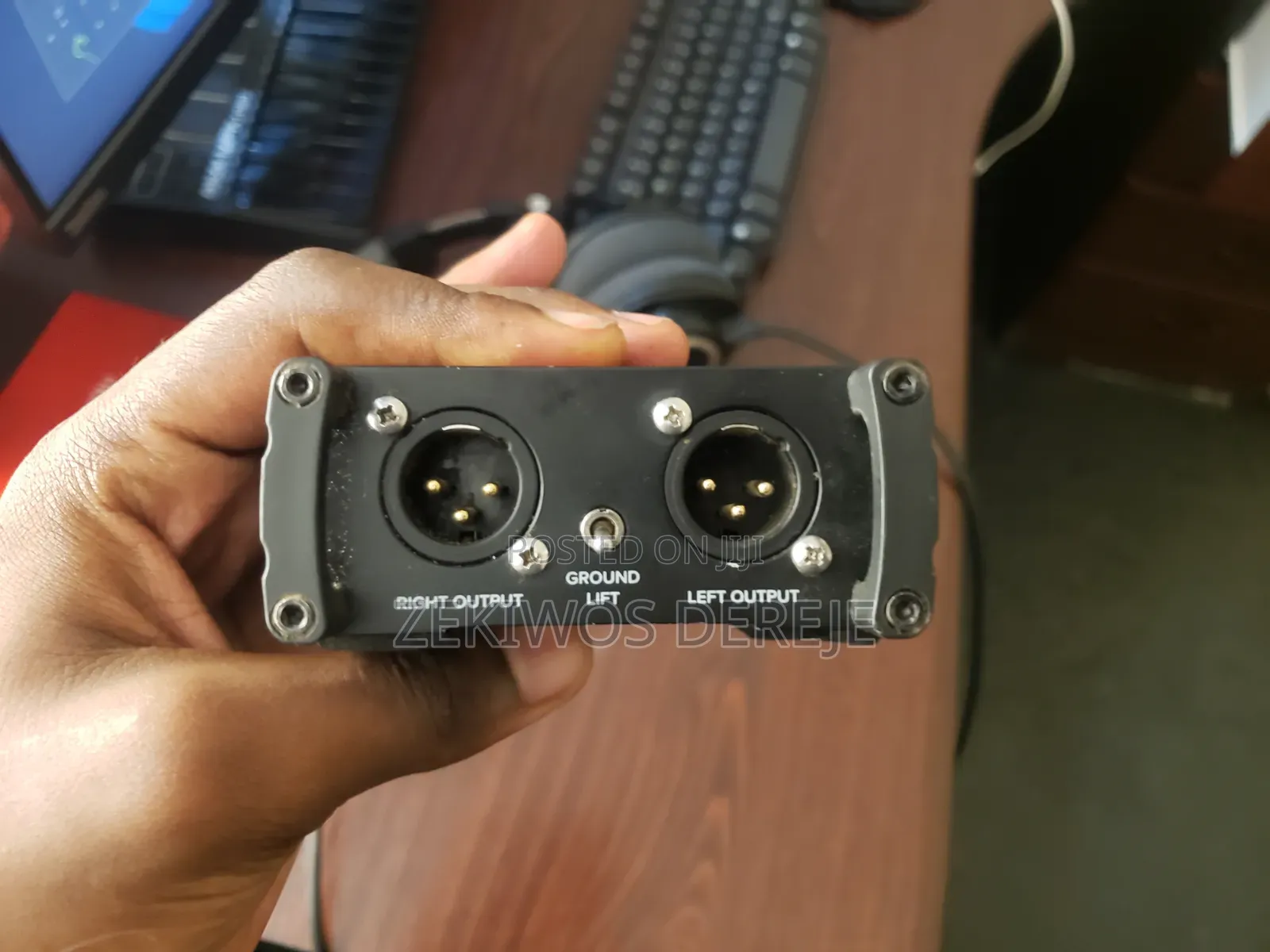 MDB 2p Stereo Di Box