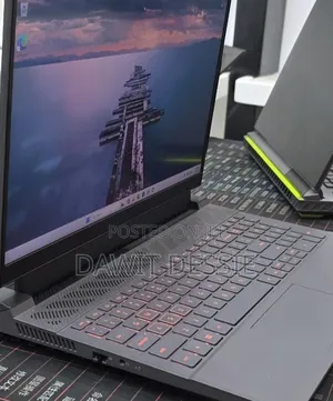 New Laptop Dell G15 5511 16GB Intel Core i7 SSD 1T