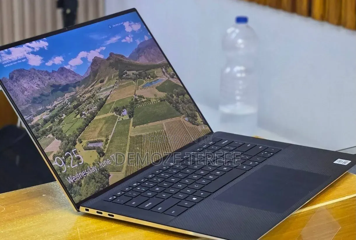New Laptop Dell XPS 15 16GB Intel Core i7 SSD 512GB