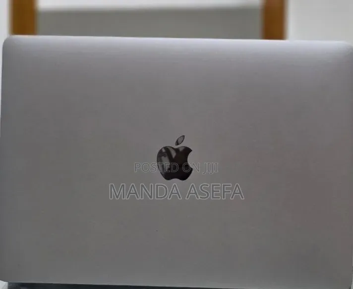 New Laptop Apple MacBook Air 2020 M1 8GB Apple M1 SSD 256GB
