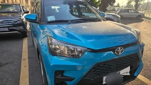 Toyota Raize 2022 Blue