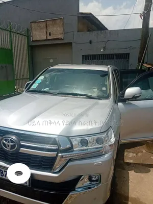 Toyota Land Cruiser 2020 Off white