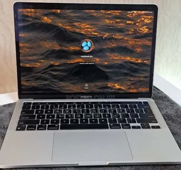 New Laptop Apple MacBook Pro 2021 M1 16GB Apple M1 SSD 512GB