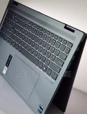 New Laptop Lenovo Yoga 7i 16GB Intel Core i7 SSD 512GB