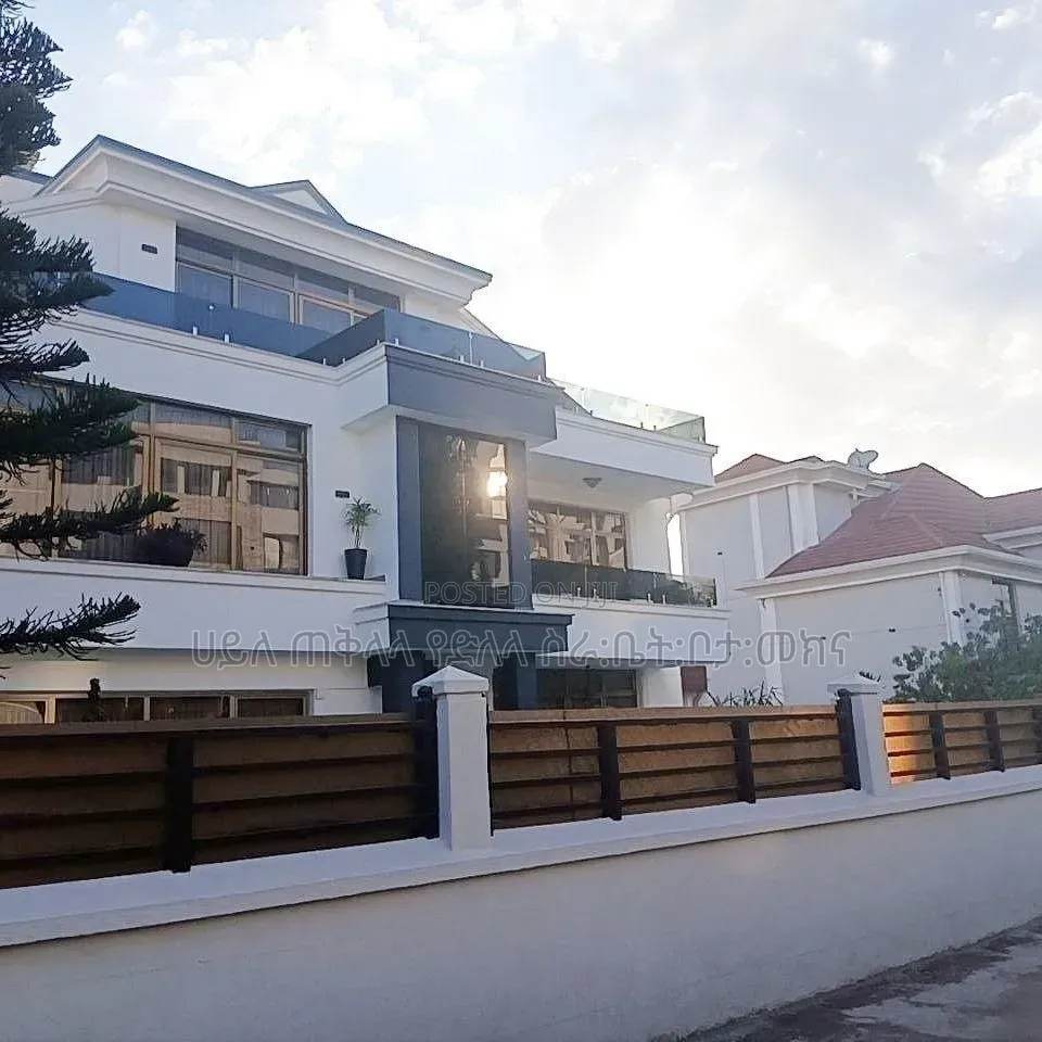 Furnished 10bdrm Townhouse/Terrace in Gift Real State, Yeka for sale
