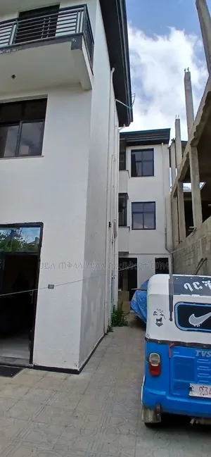 Furnished 7bdrm Penthouse in Legetafo Area, Oromia-Finfinne for sale