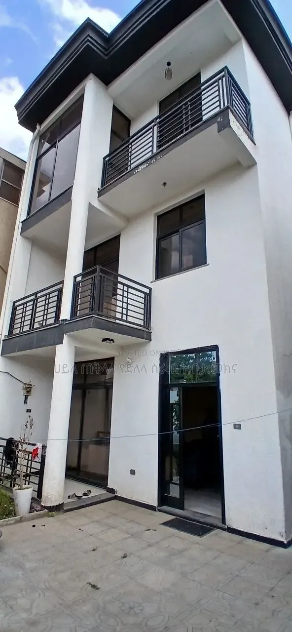 Furnished 7bdrm Penthouse in Legetafo Area, Oromia-Finfinne for sale