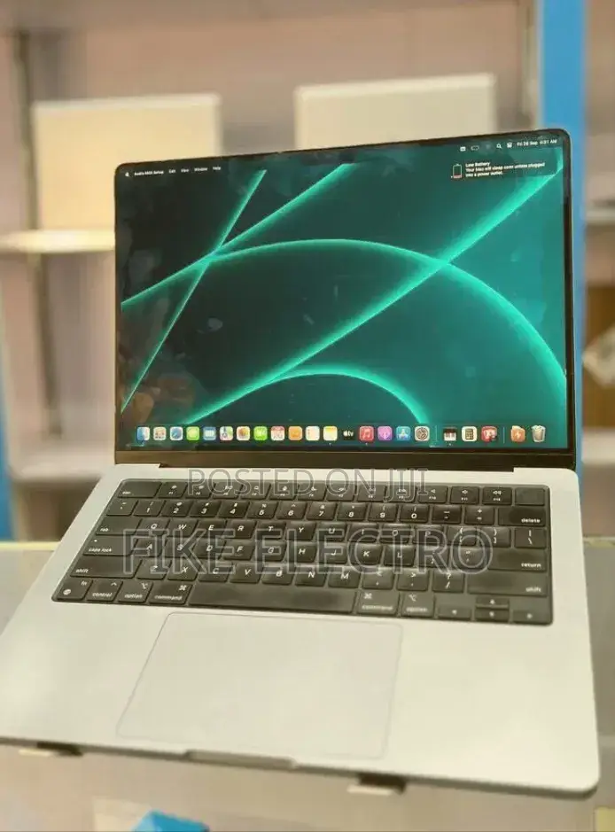 Laptop Apple MacBook Pro 2021 M1 16GB Apple M1 Pro SSD 512GB