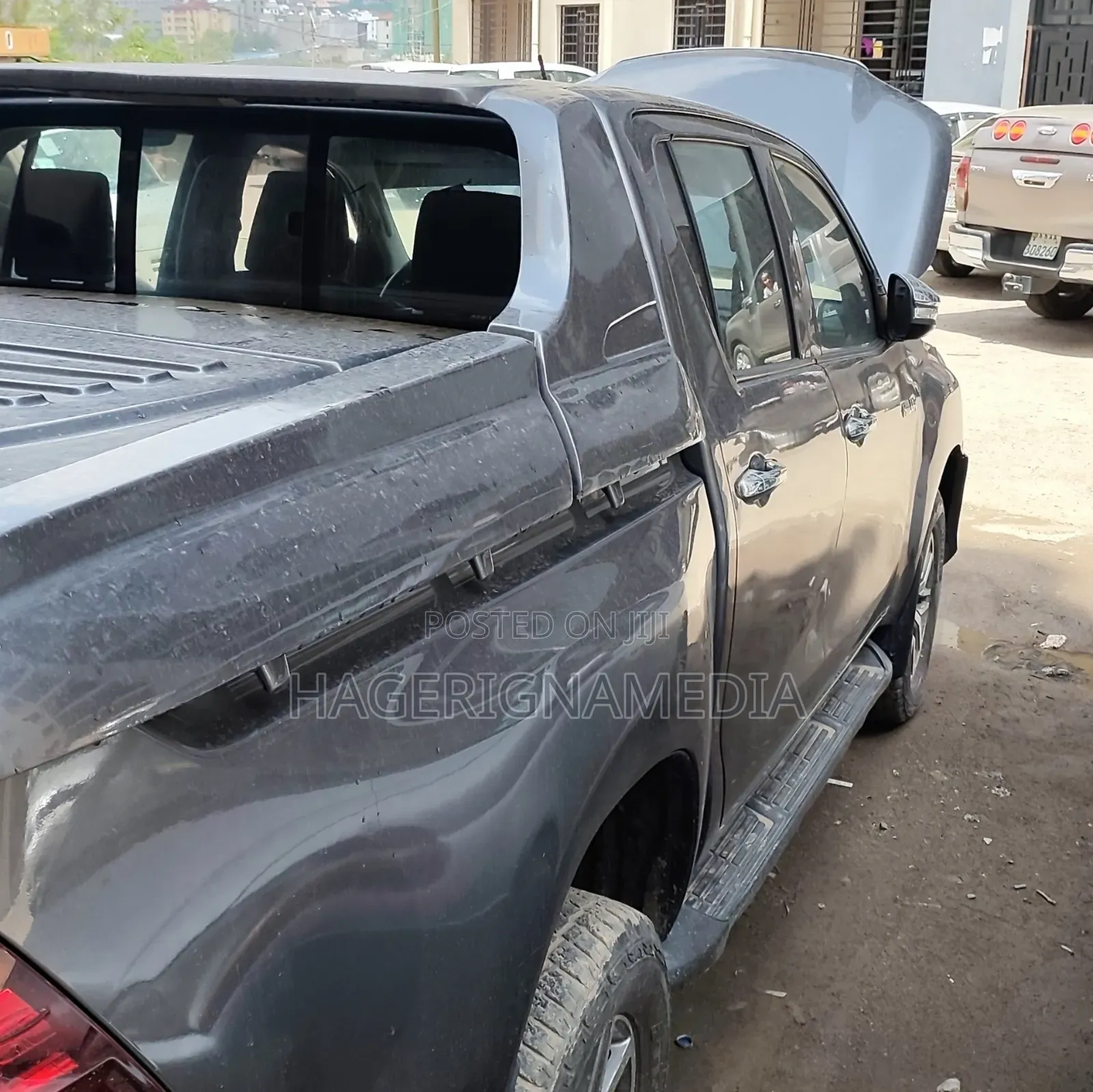 Toyota Hilux 2018 Gray