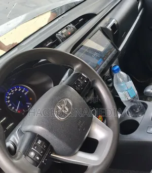 Toyota Hilux 2018 Gray