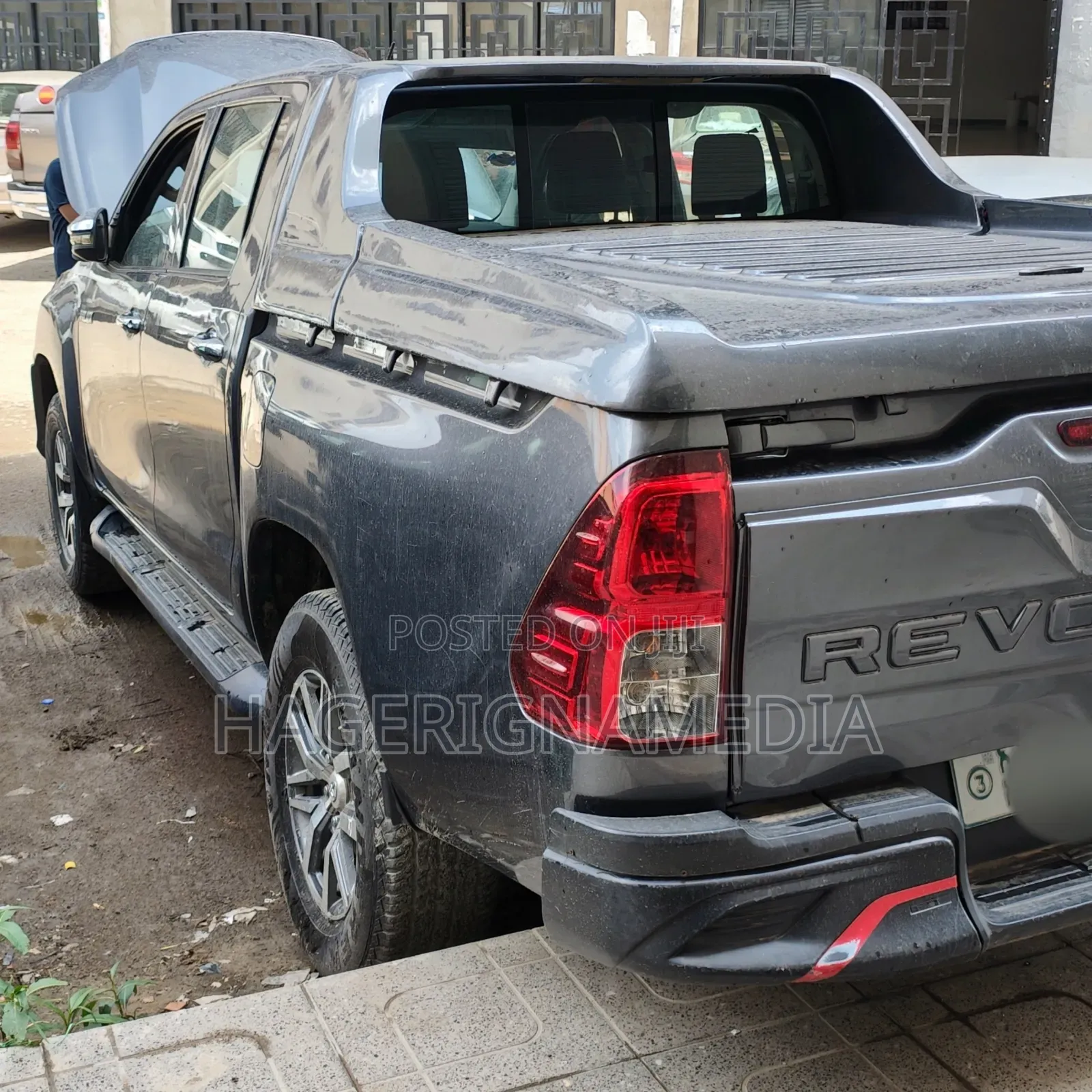 Toyota Hilux 2018 Gray