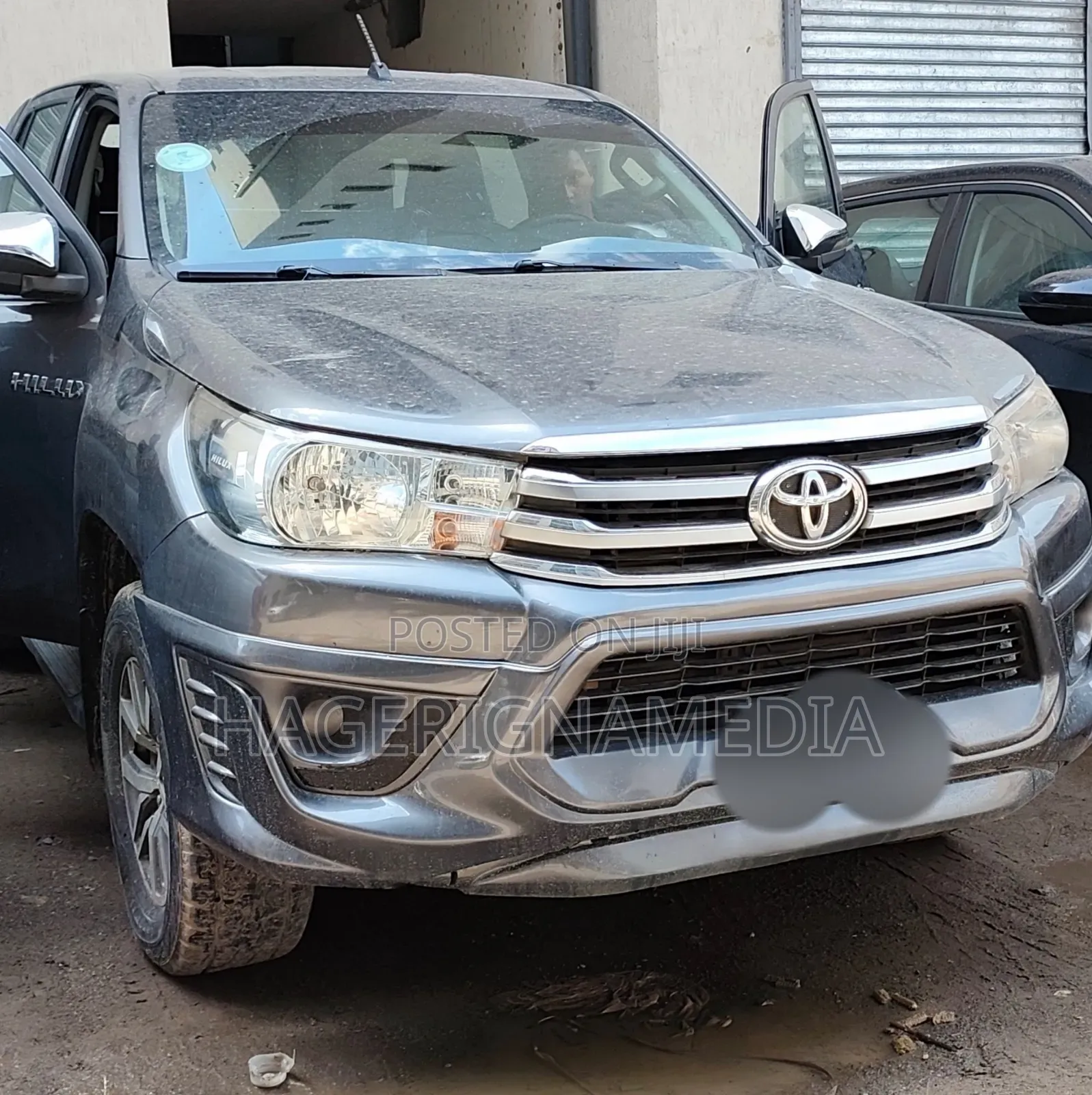Toyota Hilux 2018 Gray