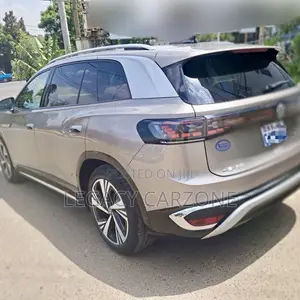 Volkswagen ID.6 2024 Gray