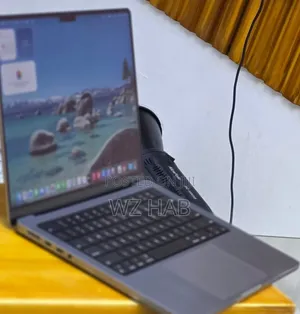 New Laptop Apple MacBook Pro 2021 M1 16GB Apple M1 Pro SSD 1T