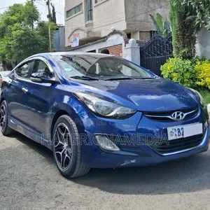 Hyundai Avante 2014 Blue