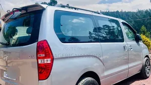 Hyundai Starex 2015 Silver