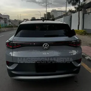 Volkswagen ID.4 2023 Gray