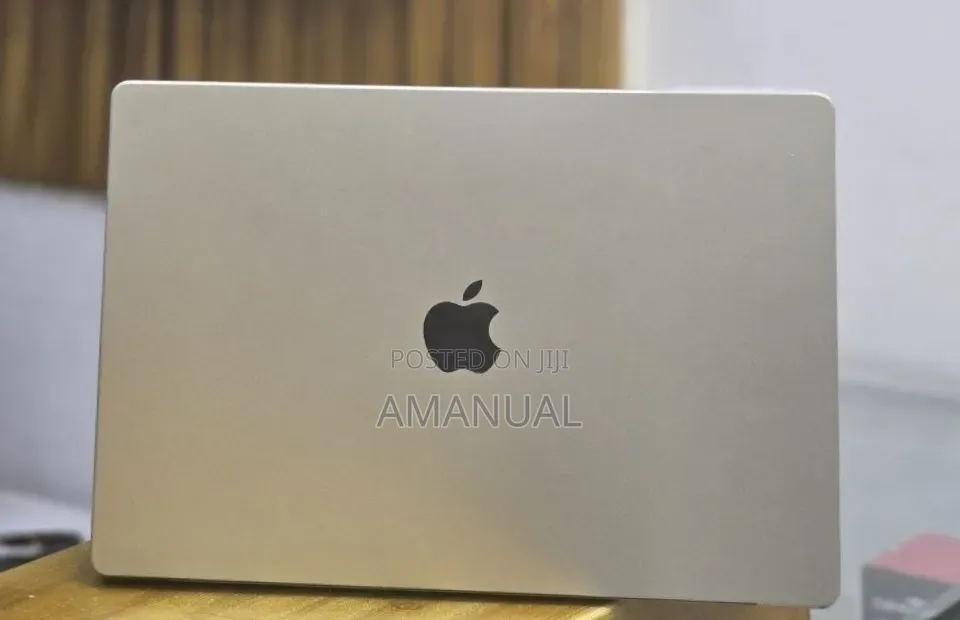 New Laptop Apple MacBook Pro 2021 M1 32GB Apple M1 Pro SSD 512GB