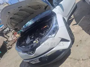 Toyota C-HR 2020 White