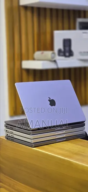 New Laptop Apple MacBook Pro 2021 M1 16GB Apple M1 Pro SSD 512GB