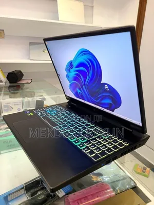 New Laptop Acer Predator Helios 300 16GB Intel Core i9 SSHD (Hybrid) 1T
