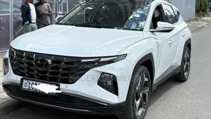 Hyundai Tucson 2022 White