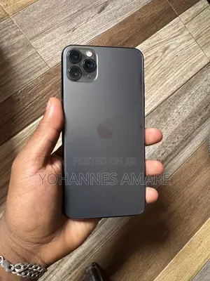 Apple iPhone 11 Pro Max 64 GB