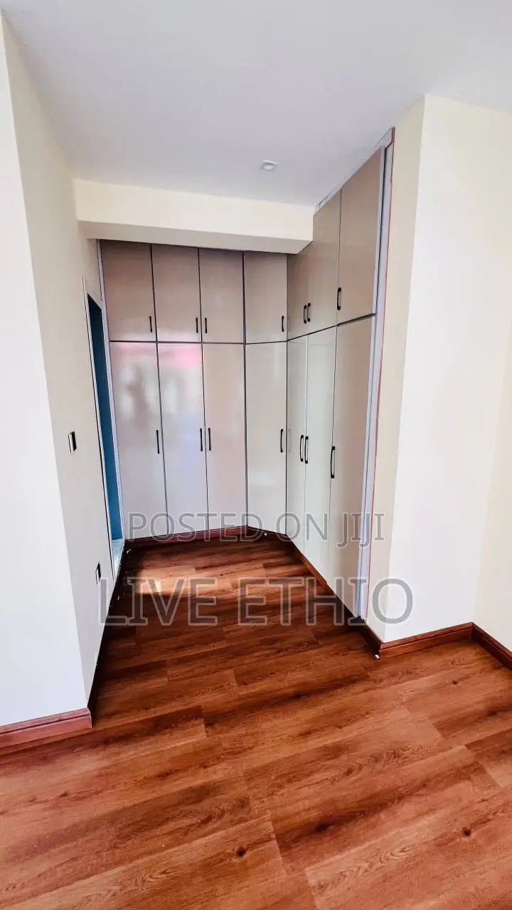 3bdrm House in Nifas Silk-Lafto for rent
