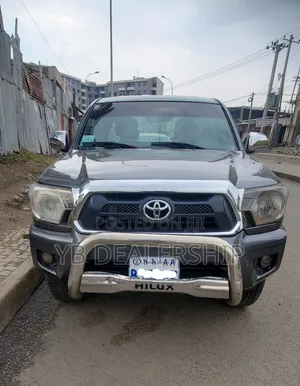 Toyota Tacoma 2012 Black