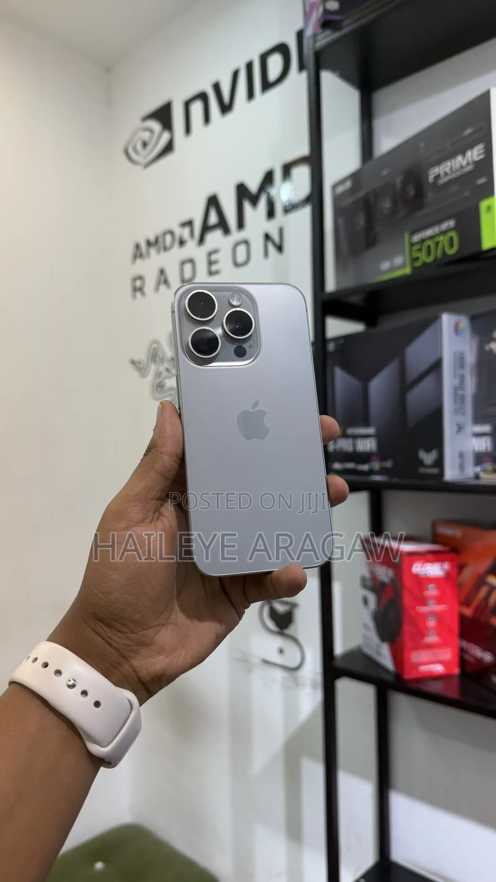 New Apple iPhone 15 Pro 128 GB Gray