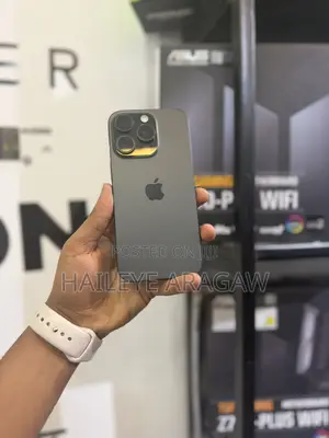 New Apple iPhone 16 Pro 256 GB Black
