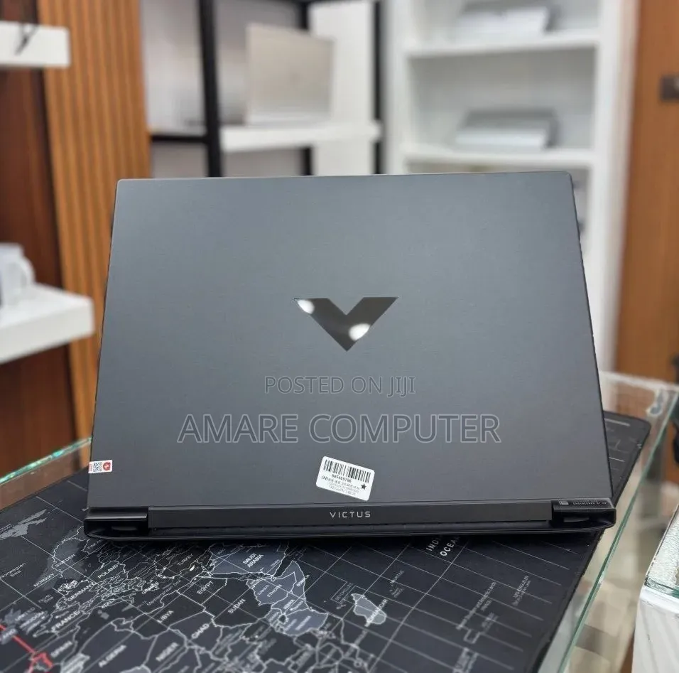 New Laptop HP Victus 16 16GB Intel Core i7 SSD 1T
