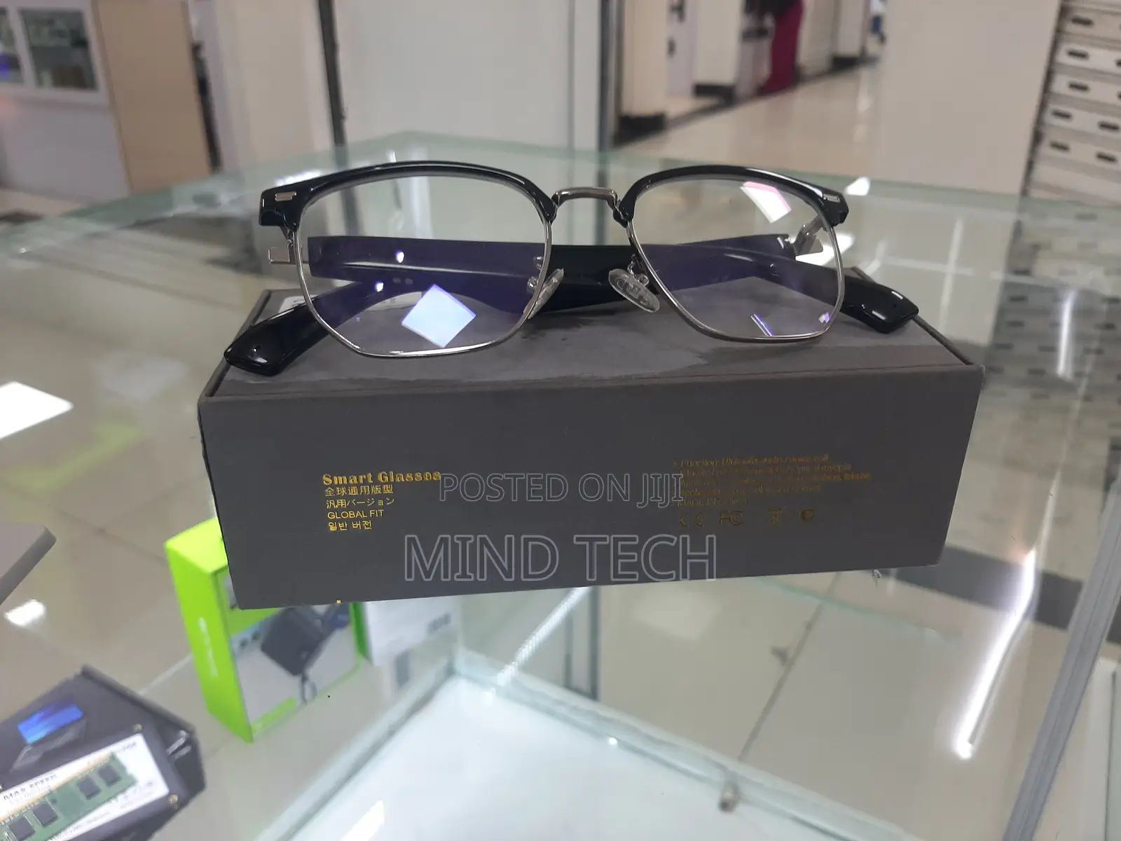 Smart Glass + Speaker