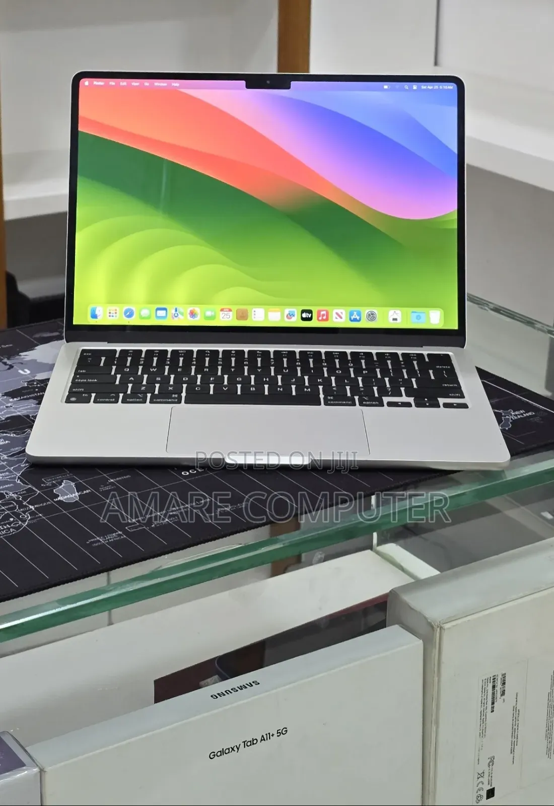New Laptop Apple MacBook Air 2022 M2 16GB Apple M2 SSD 512GB