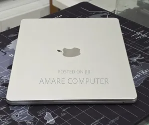 New Laptop Apple MacBook Air 2022 M2 16GB Apple M2 SSD 512GB