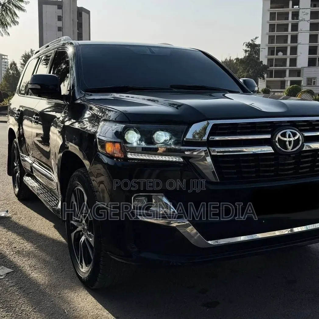Toyota Land Cruiser 2021 Black