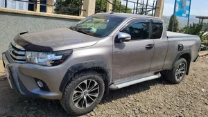 Toyota Hilux 2017 Silver