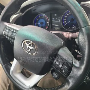 Toyota Hilux 2017 Silver