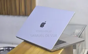New Laptop Apple MacBook Pro 2021 M1 32GB Apple M1 Pro SSD 512GB