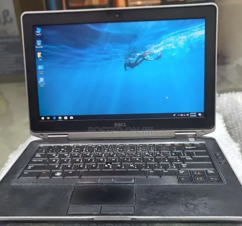 Laptop Dell Latitude E6330 4GB Intel Core i5 HDD 500GB