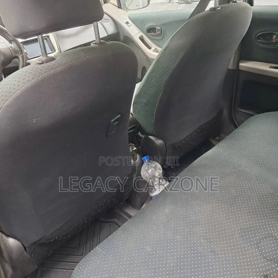 Toyota Yaris 2007 Gray